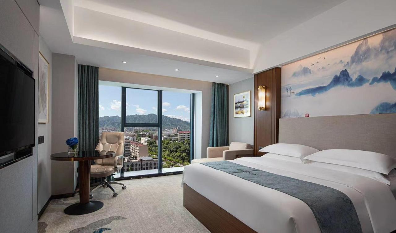 Ramada Encore By Wyndham Chenzhou North Zixing ภายนอก รูปภาพ