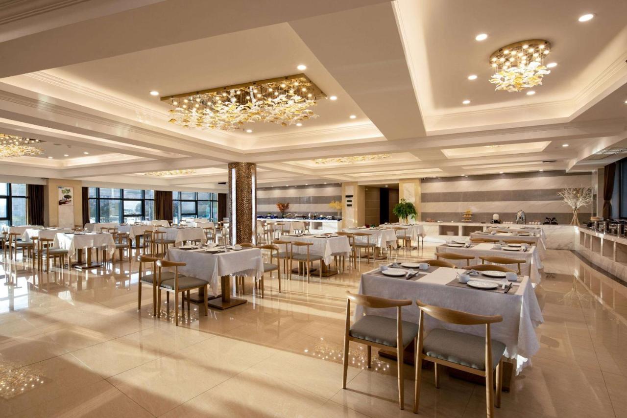 Ramada Encore By Wyndham Chenzhou North Zixing ภายนอก รูปภาพ